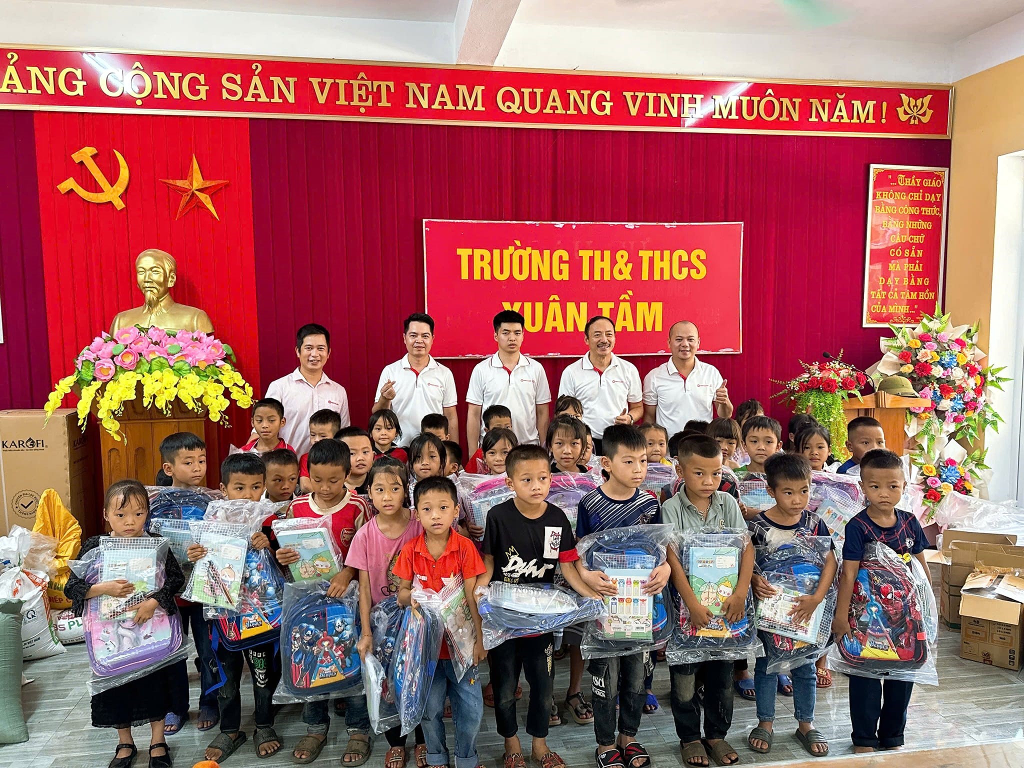 SAU THÁI NGUYÊN & TUYÊN QUANG, NAM DƯỢC ĐÃ CÓ MẶT TẠI YÊN BÁI ĐỂ HỖ TRỢ ĐỒNG BÀO BÃO LŨ