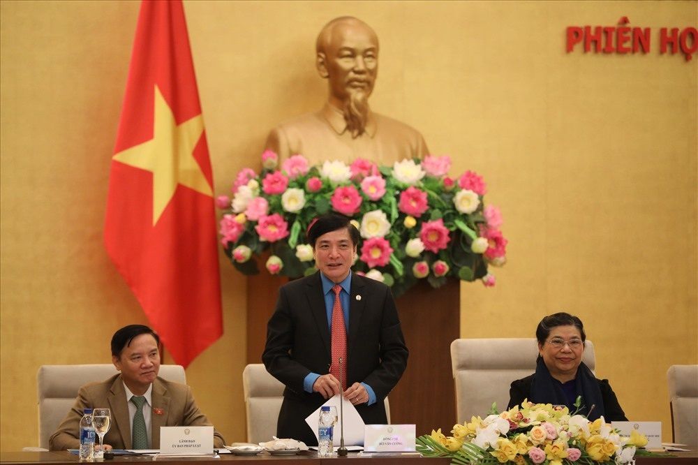 Anh 2.