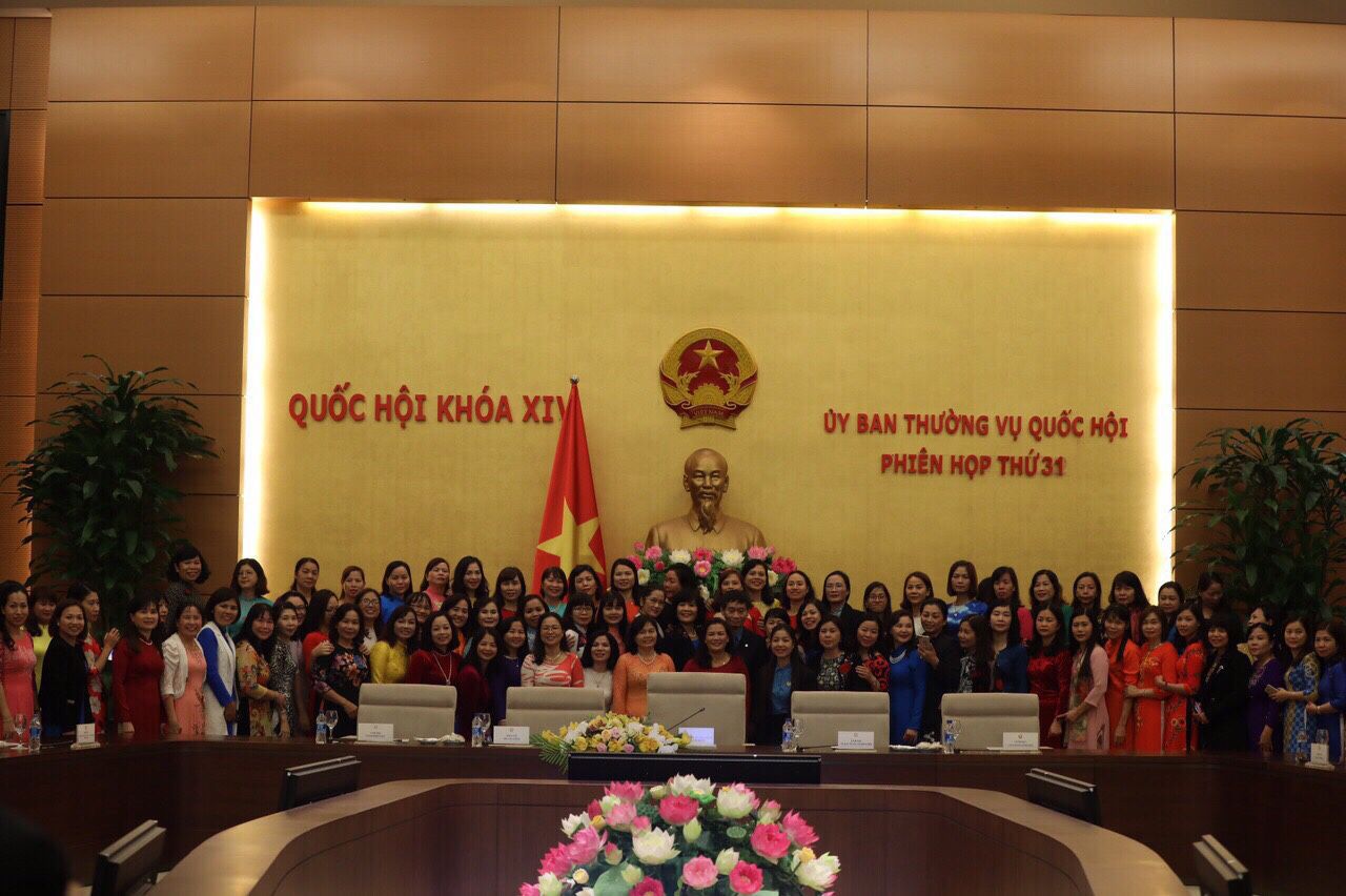 Ảnh 3. Chụp tại VPQH