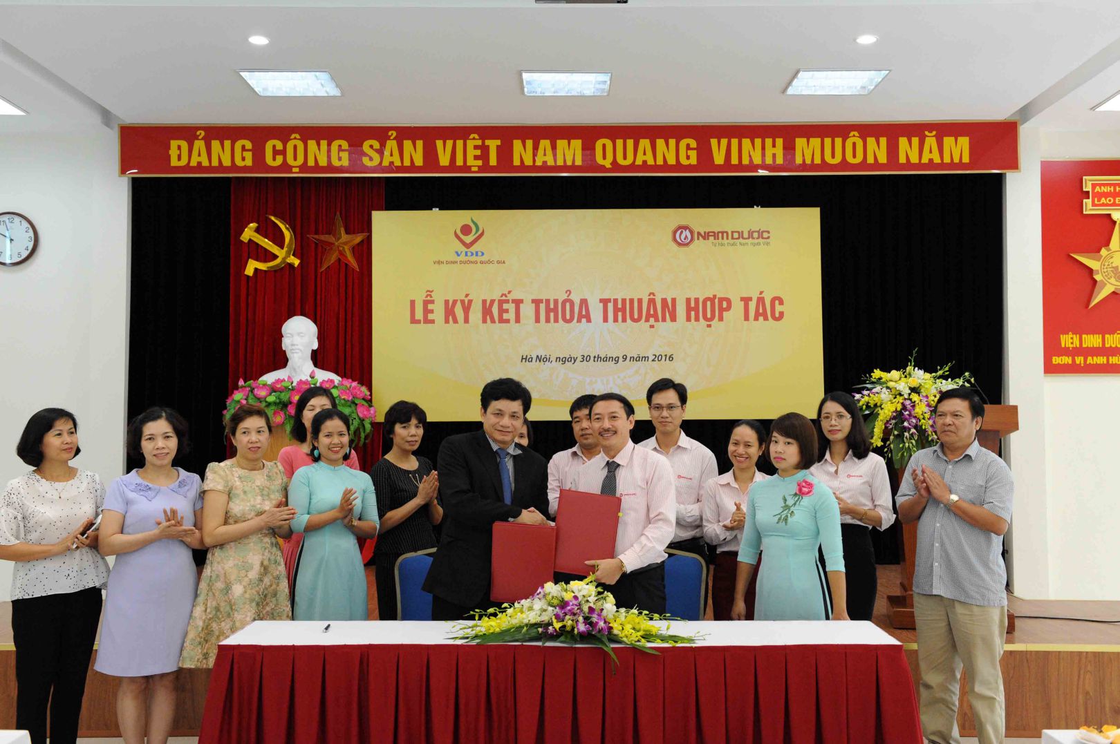 Lễ ký kết hợp tác toàn diện giữa Nam Dược và Viện Dinh Dưỡng Quốc Gia