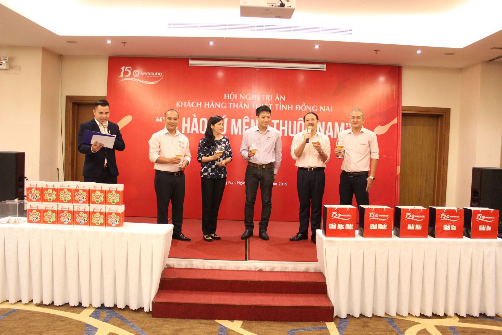 Hội nghị tri ân khách hàng ấn tượng của Nam Dược tại Đồng Nai
