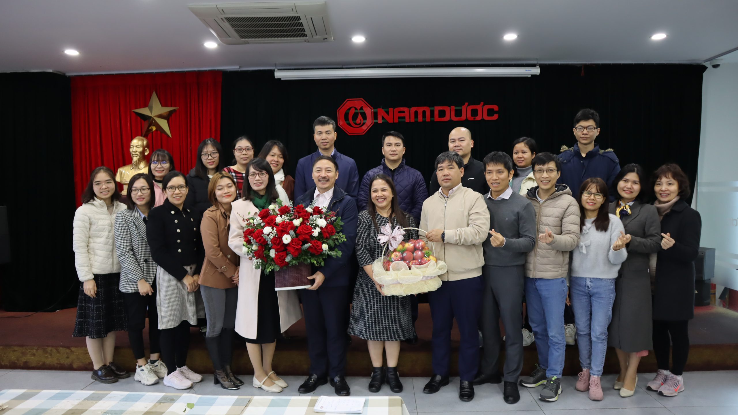NAM DƯỢC TỔ CHỨC KỶ NIỆM NGÀY THẦY THUỐC VIỆT NAM 27/2
