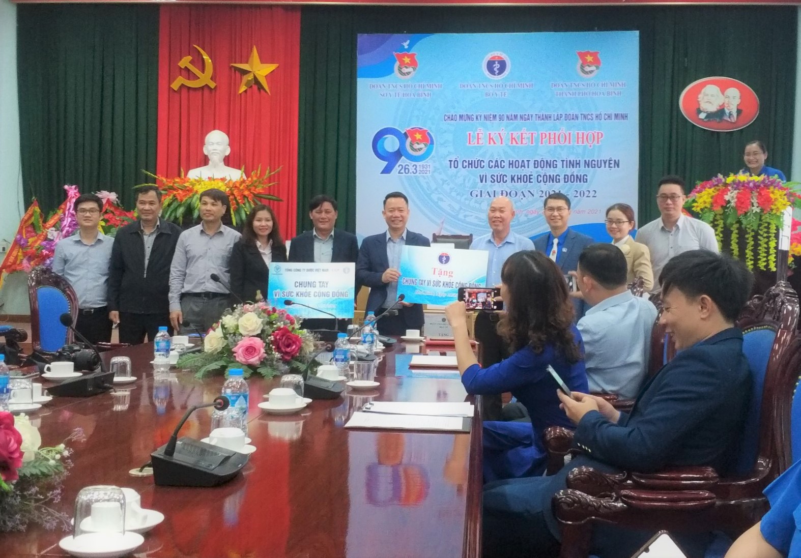 Nam Dược đồng hành cùng đoàn TNCS Bộ Y tế trong các hoạt động thiện nguyện tại Hòa Bình