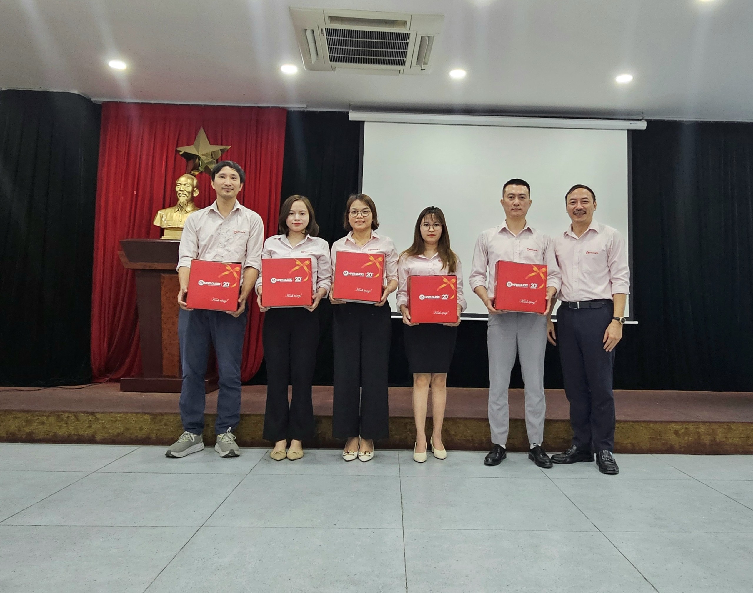 TEAMBUILDING THÁNG 4 NAM DƯỢC – CHÀO ĐÓN CHI NHÁNH TÂY BẮC