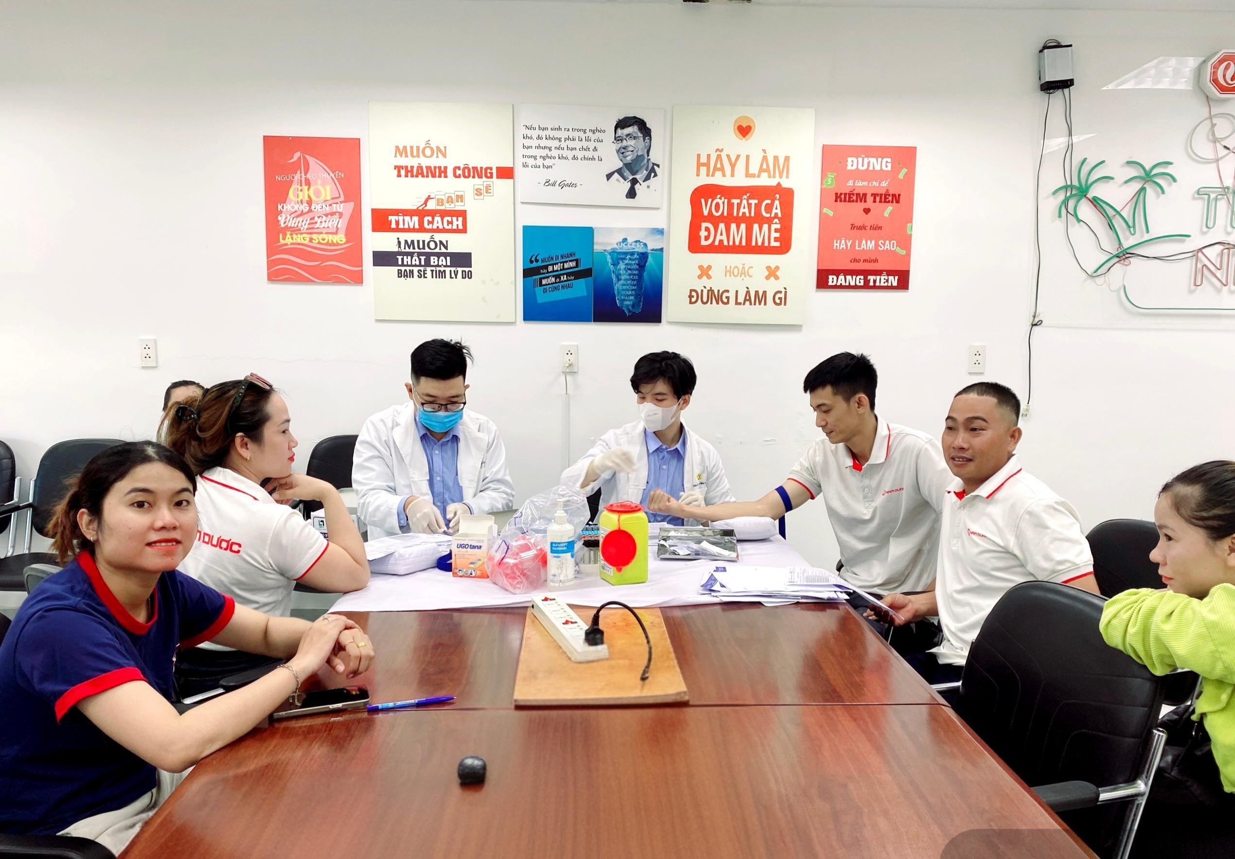 NAM DƯỢC TỔ CHỨC KHÁM SỨC KHỎE ĐỊNH KỲ CHO CBNV TOÀN HỆ THỐNG