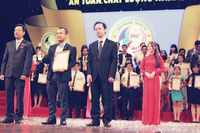 Sản phẩm Siro Ho cảm Ích Nhi nhận giải thưởng “SẢN PHẨM, DỊCH VỤ UY TÍN – AN TOÀN – CHẤT LƯỢNG 2017”