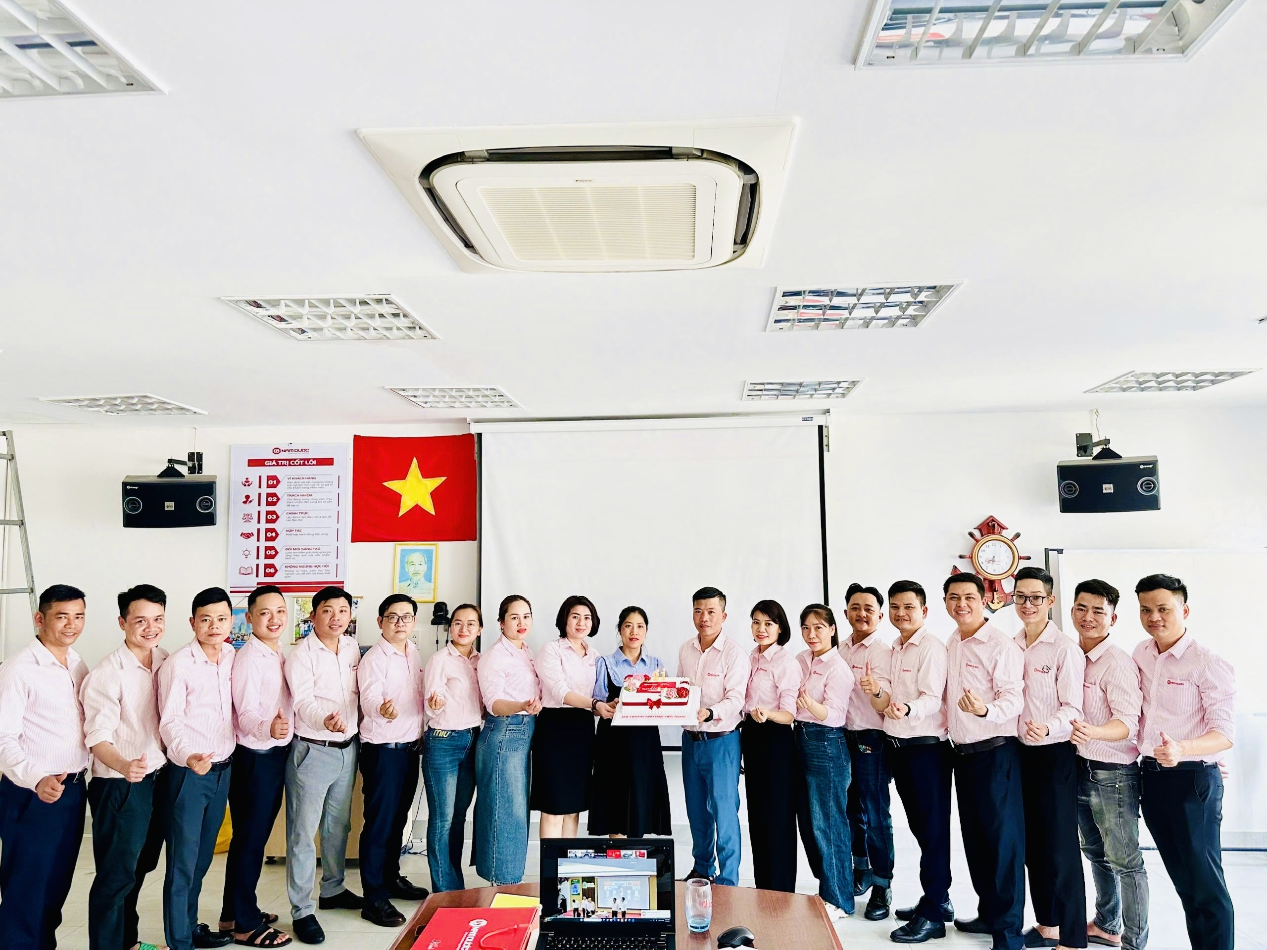 21 NĂM MỘT CHẶNG ĐƯỜNG – NAM DƯỢC SẴN SÀNG BƯỚC VÀO KỈ NGUYÊN MỚI VỚI QUYẾT TÂM “NÂNG TẦM TRẢI NGHIỆM – KẾT NỐI THÀNH CÔNG”