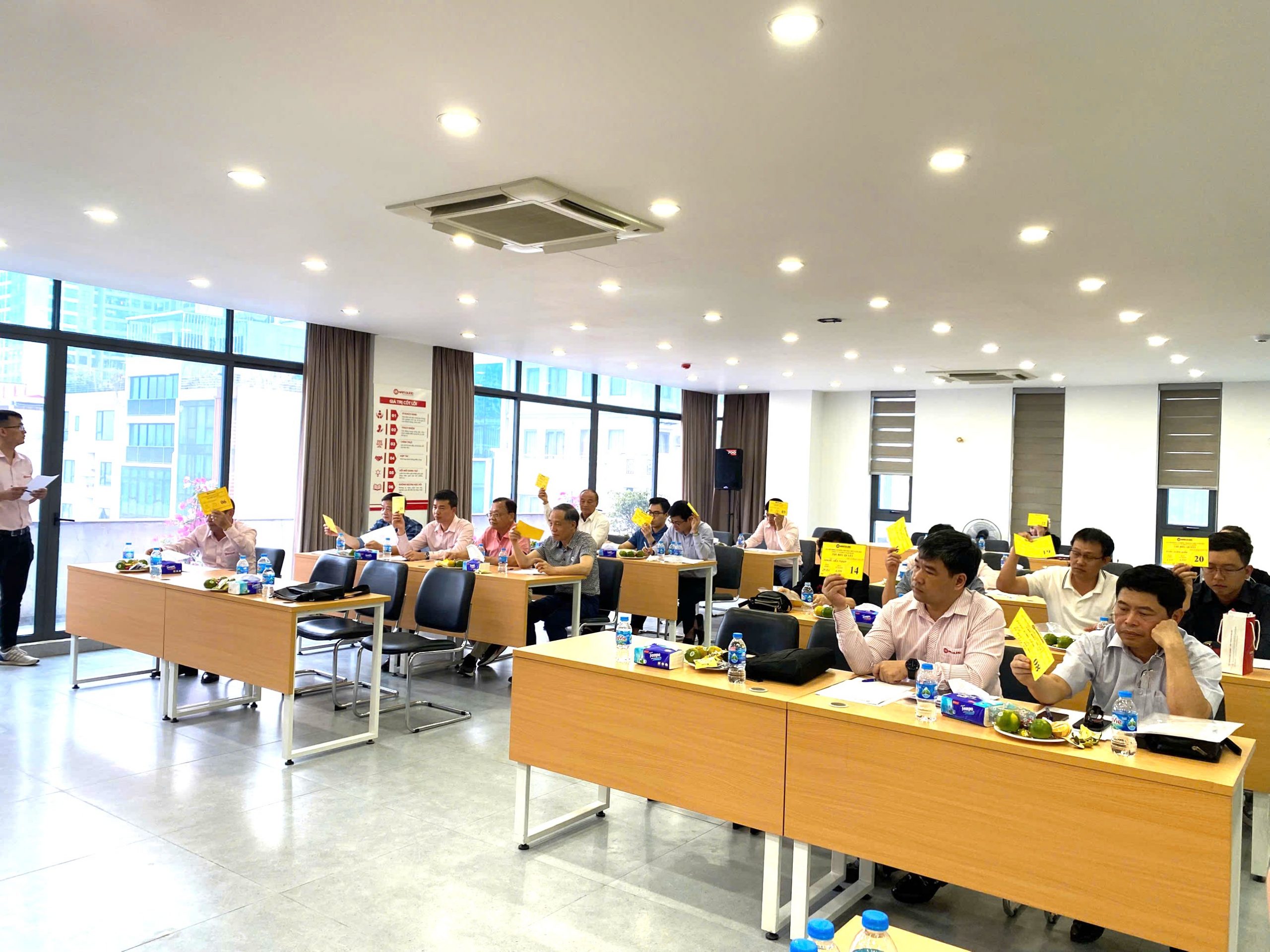 NAM DƯỢC TỔ CHỨC THÀNH CÔNG ĐẠI HỘI ĐỒNG CỔ ĐÔNG THƯỜNG NIÊN NĂM 2025