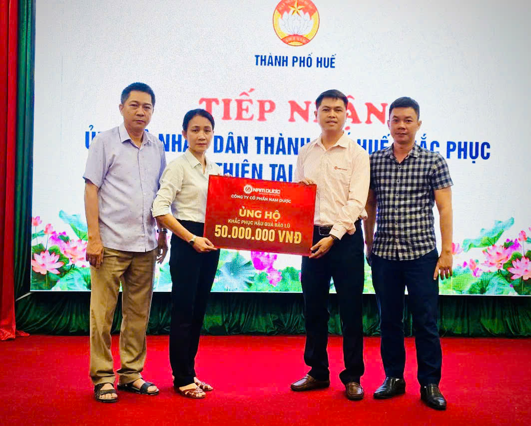 NAM DƯỢC CHUNG TAY HỖ TRỢ ĐỒNG BÀO MIỀN TRUNG KHẮC PHỤC HẬU QUẢ MƯA LŨ