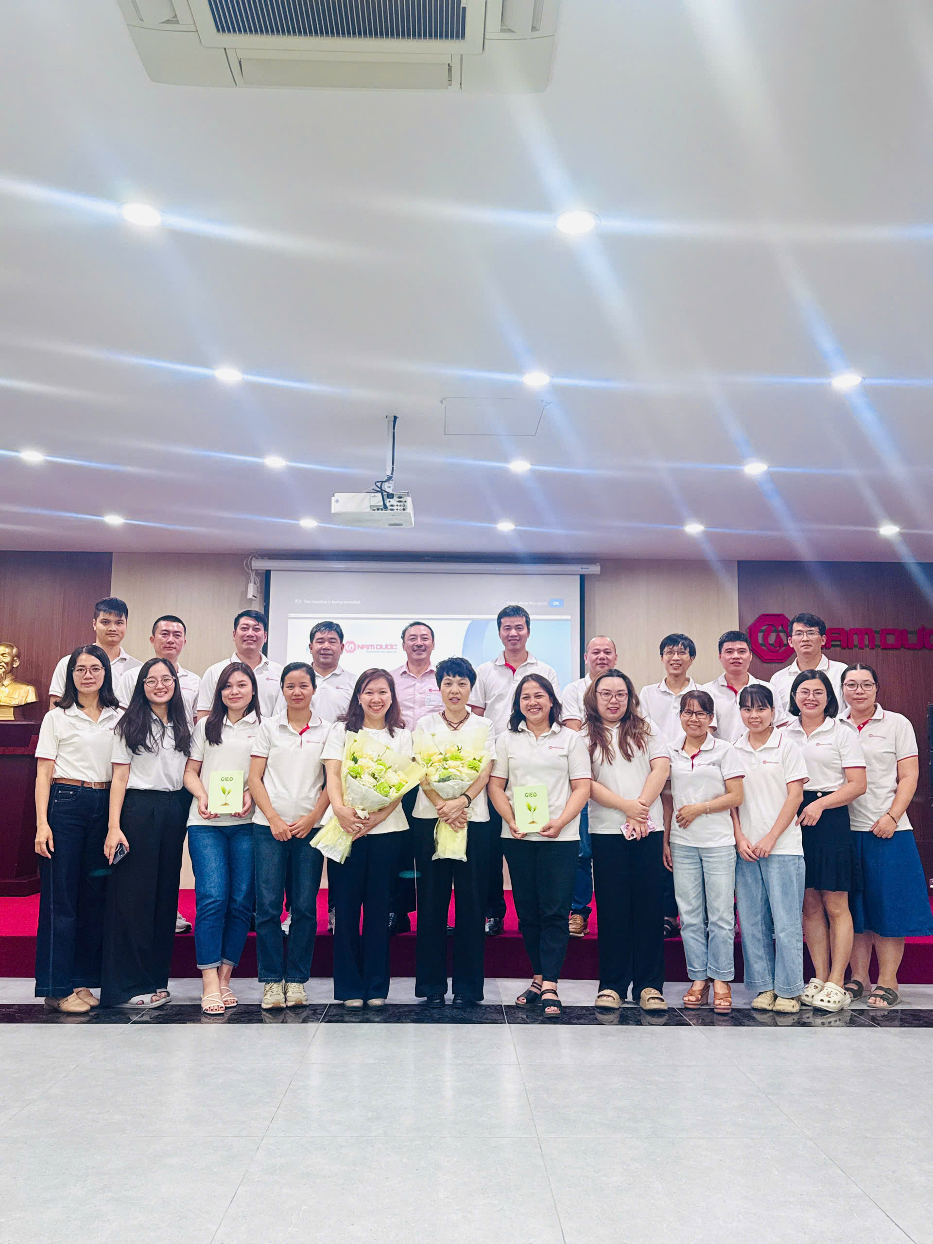 NAM DƯỢC TRIỂN KHAI CHƯƠNG TRÌNH ĐÀO TẠO AI – CHỦ ĐỘNG HỌC HỎI, DẪN ĐẦU THAY ĐỔI